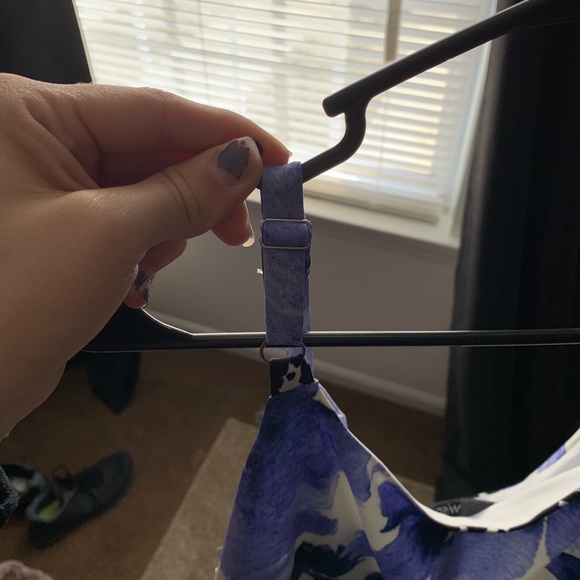 Blue/White floral dress - Picture 5 of 5